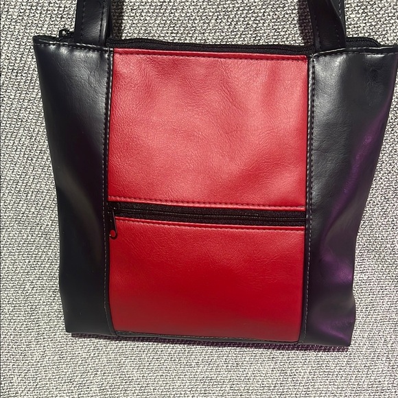 Red and Black Shoulder Bag - Picture 2 of 15